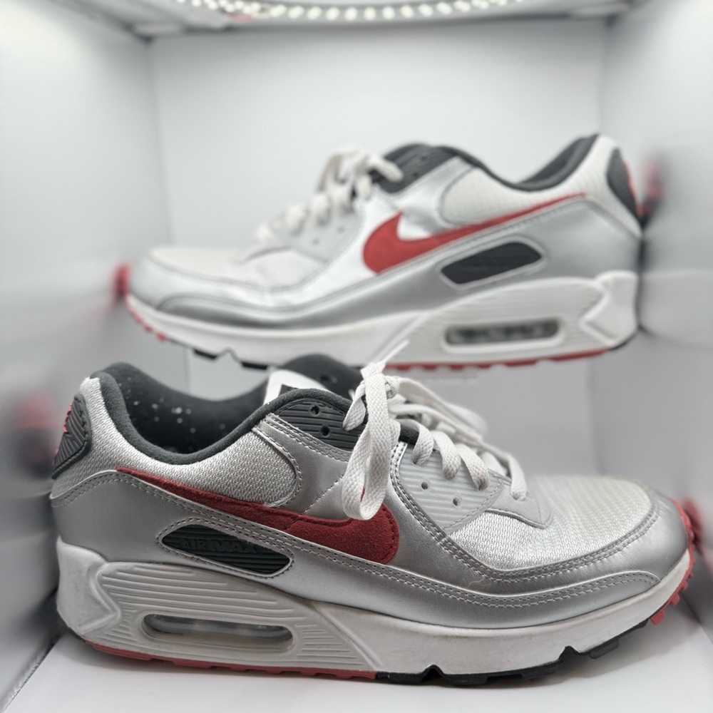 Nike Air Sneakers - Silver and Red white Size 10 Men’s Good condition - Picture 2 of 7